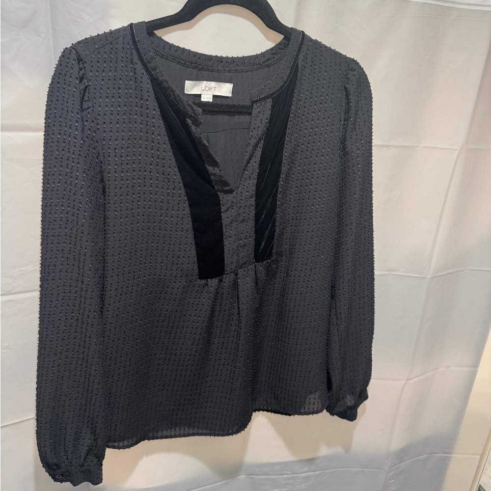 LOFT Black Textured Women's Blouse